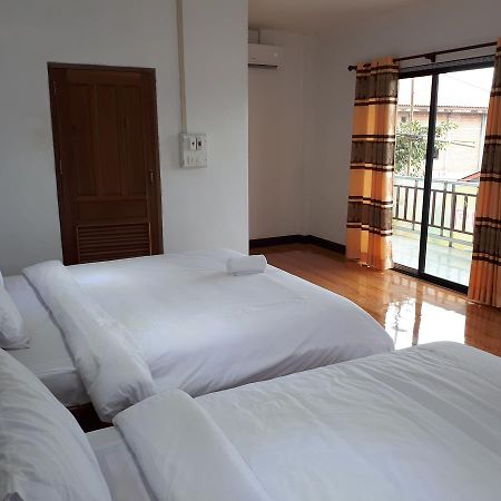Alisona Hostel Vang Vieng Bagian luar foto