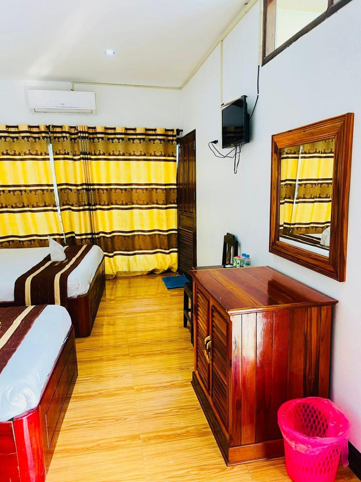 Alisona Hostel Vang Vieng Bagian luar foto