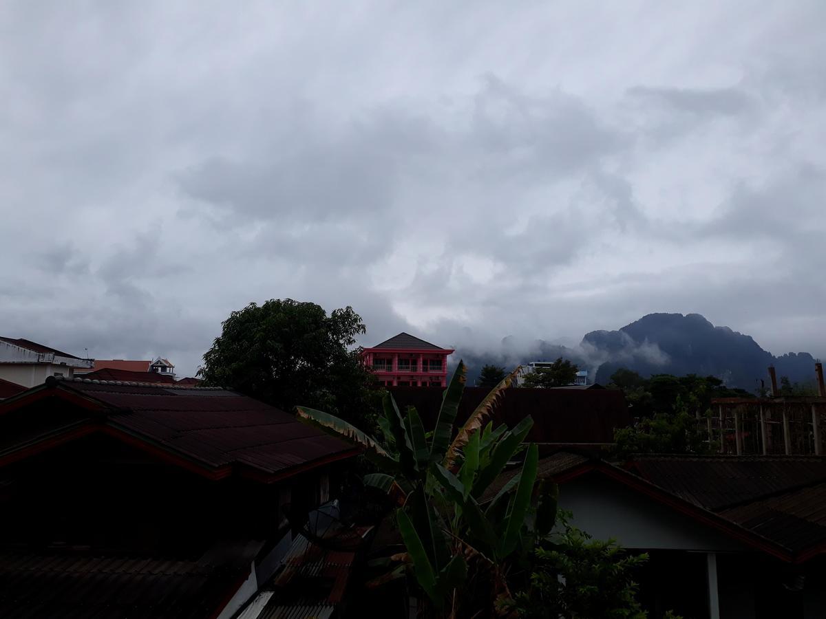 Alisona Hostel Vang Vieng Bagian luar foto